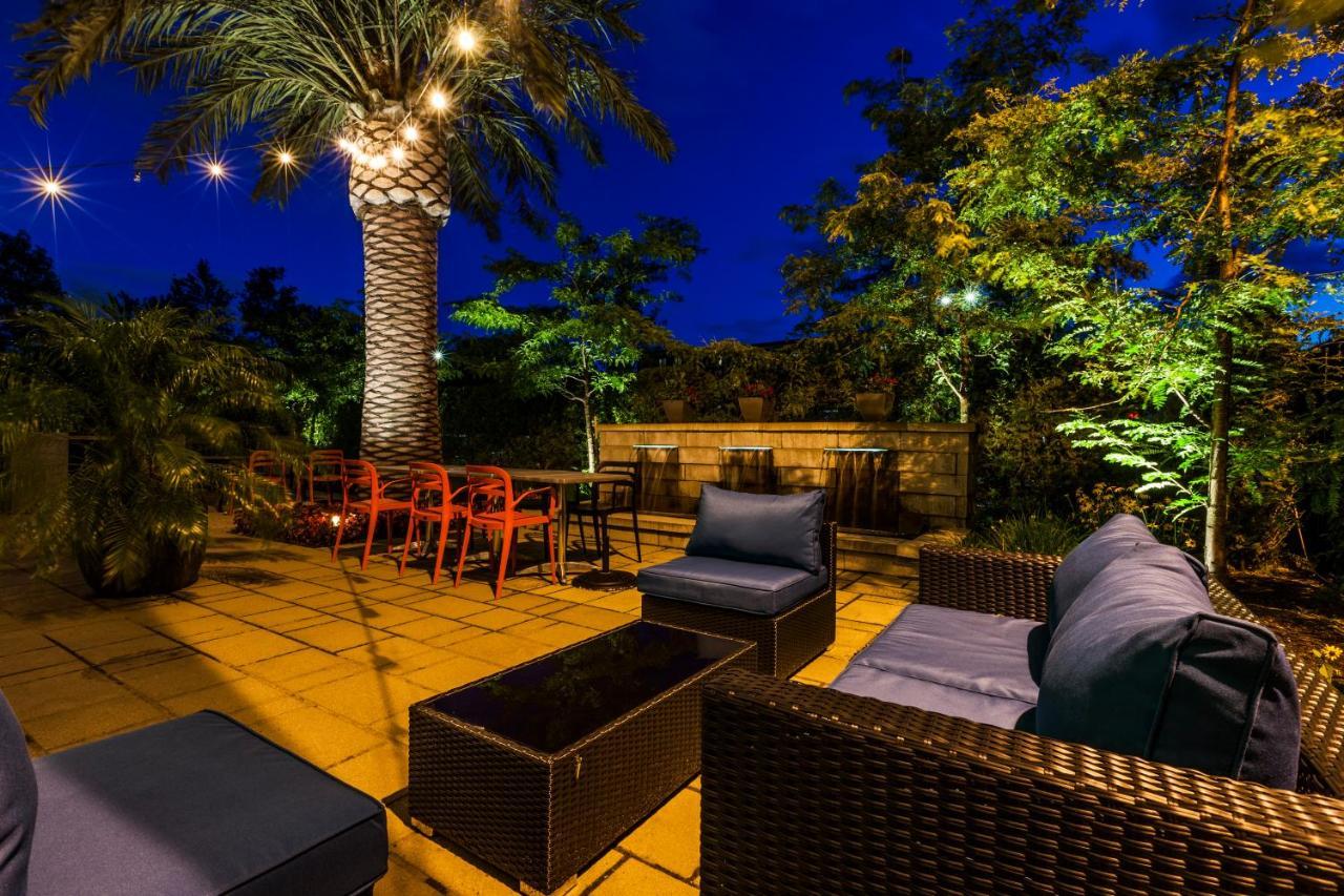 Imperia Hôtel et Suites Terrebonne Extérieur photo
