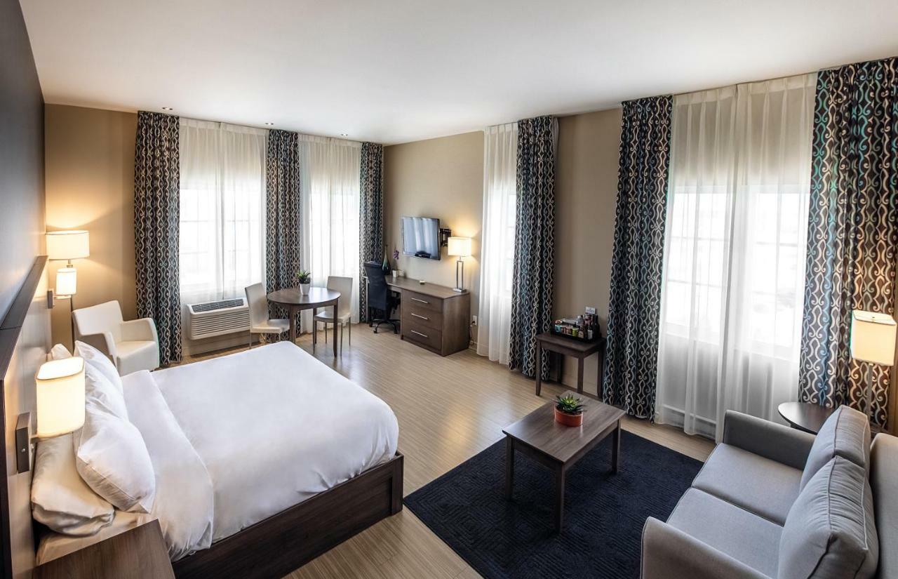 Imperia Hôtel et Suites Terrebonne Extérieur photo